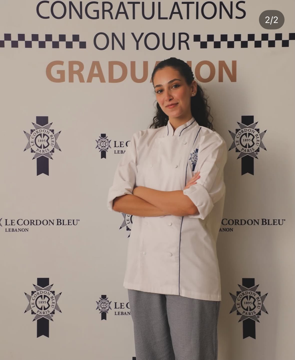 Sara en tenue de chef au Cordon Bleu Liban